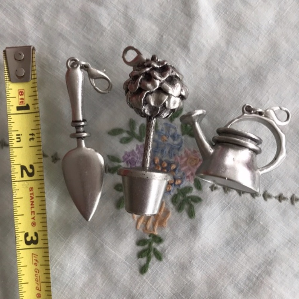 Three Garden Charms - Picture 7 of 10